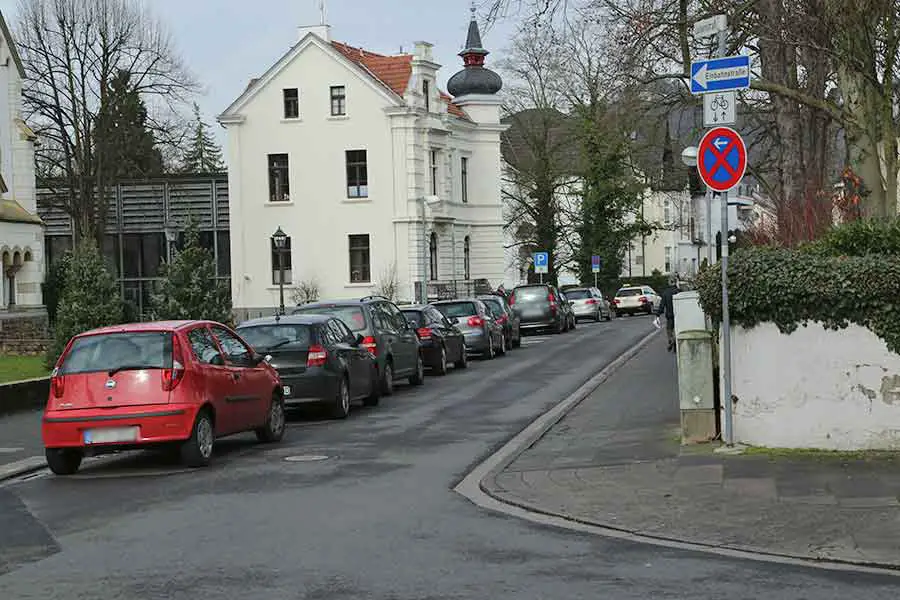 parken luisenstraße 1