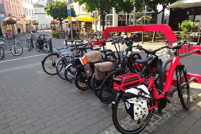 Abstellplätze für Fahrräder in der City
