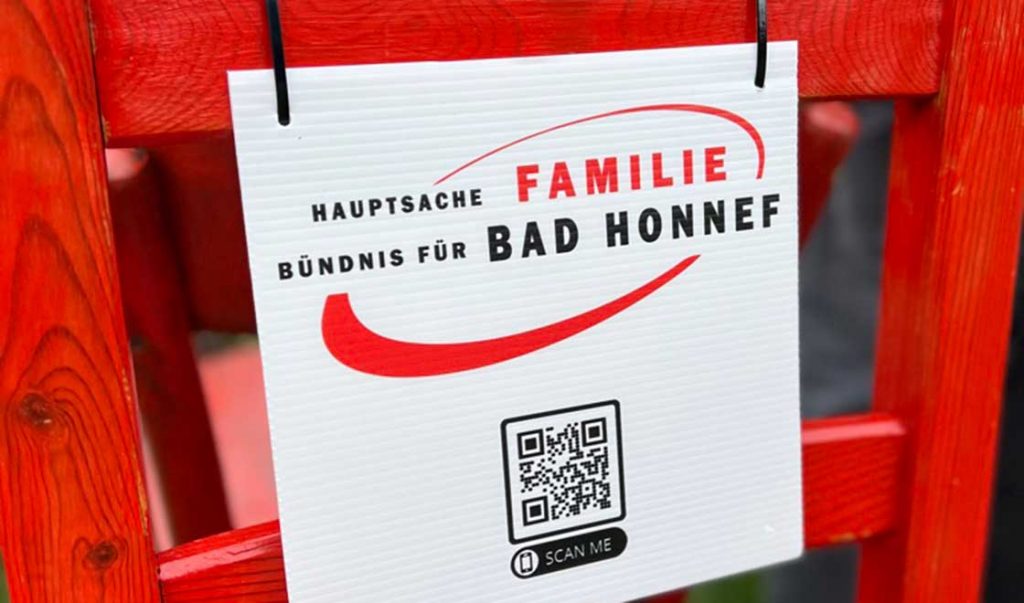 rote stühle