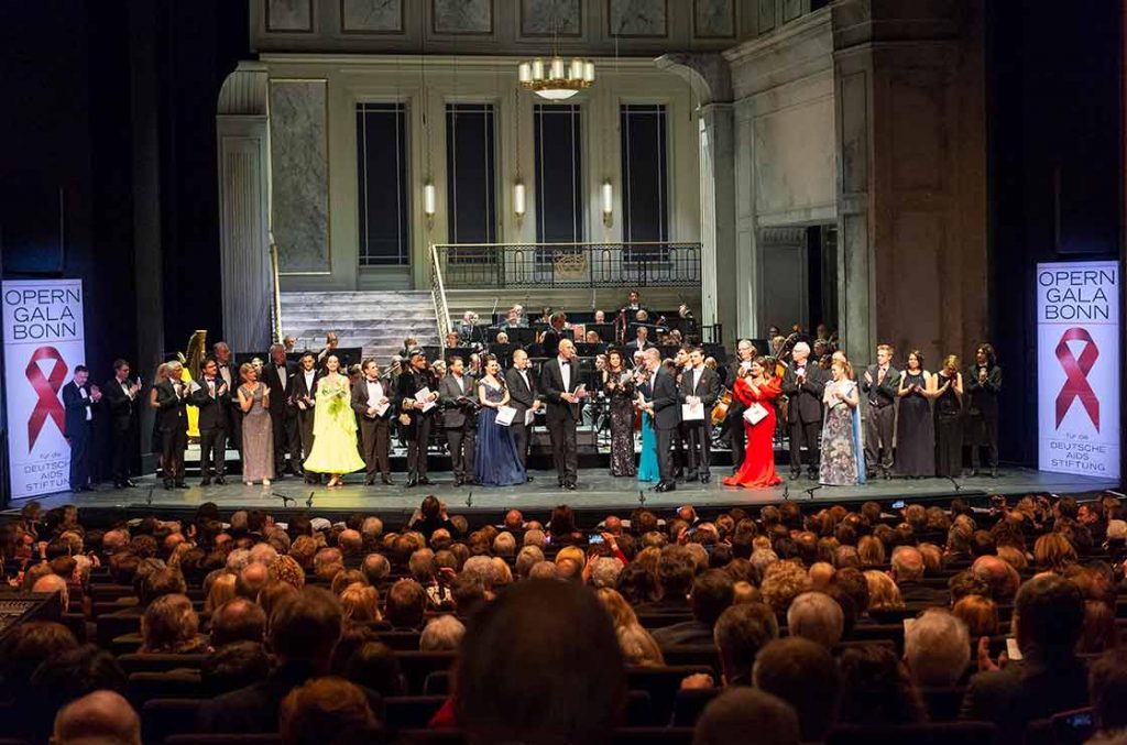schlussapplaus 9 operngala bonn 2019 copyright tbeu