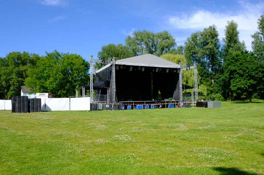 buehne 1