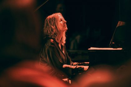Stephanie Troscheit 37