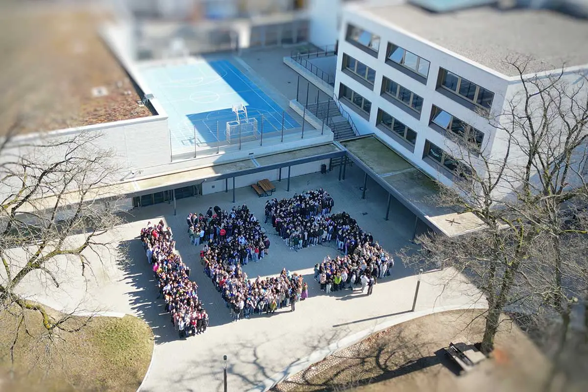 25 03 15 Presse Schulfoto 125 Jahre St