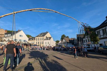 Maibaumstellen 2025 13