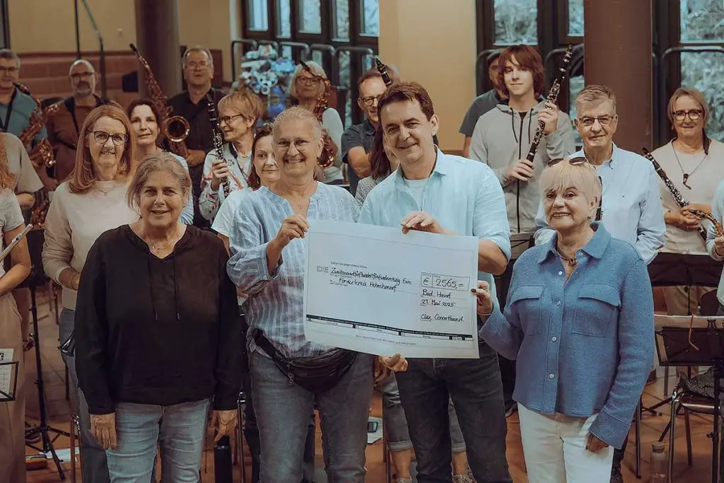 spendenuebergabe clax