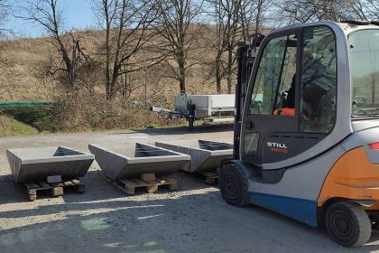 Anlieferung der Betonelemente