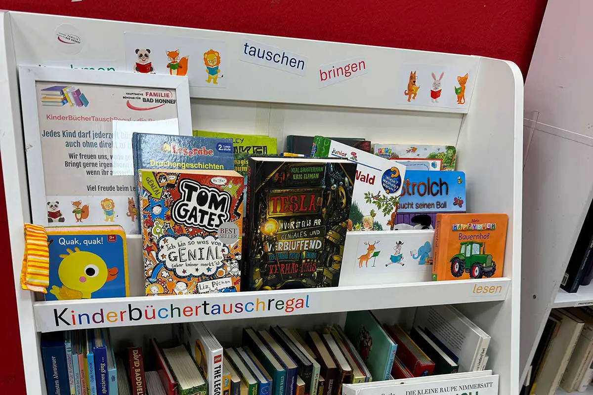 Tauschregal