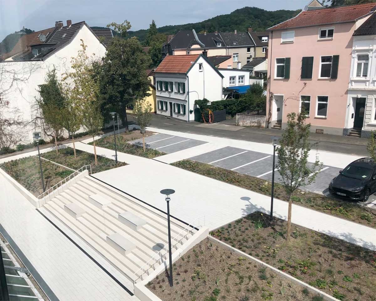 Rathausvorplatz