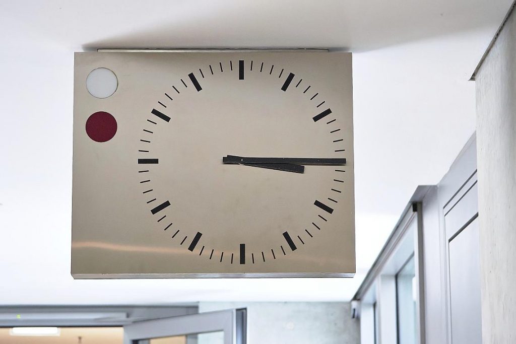 Uhr (Archiv)