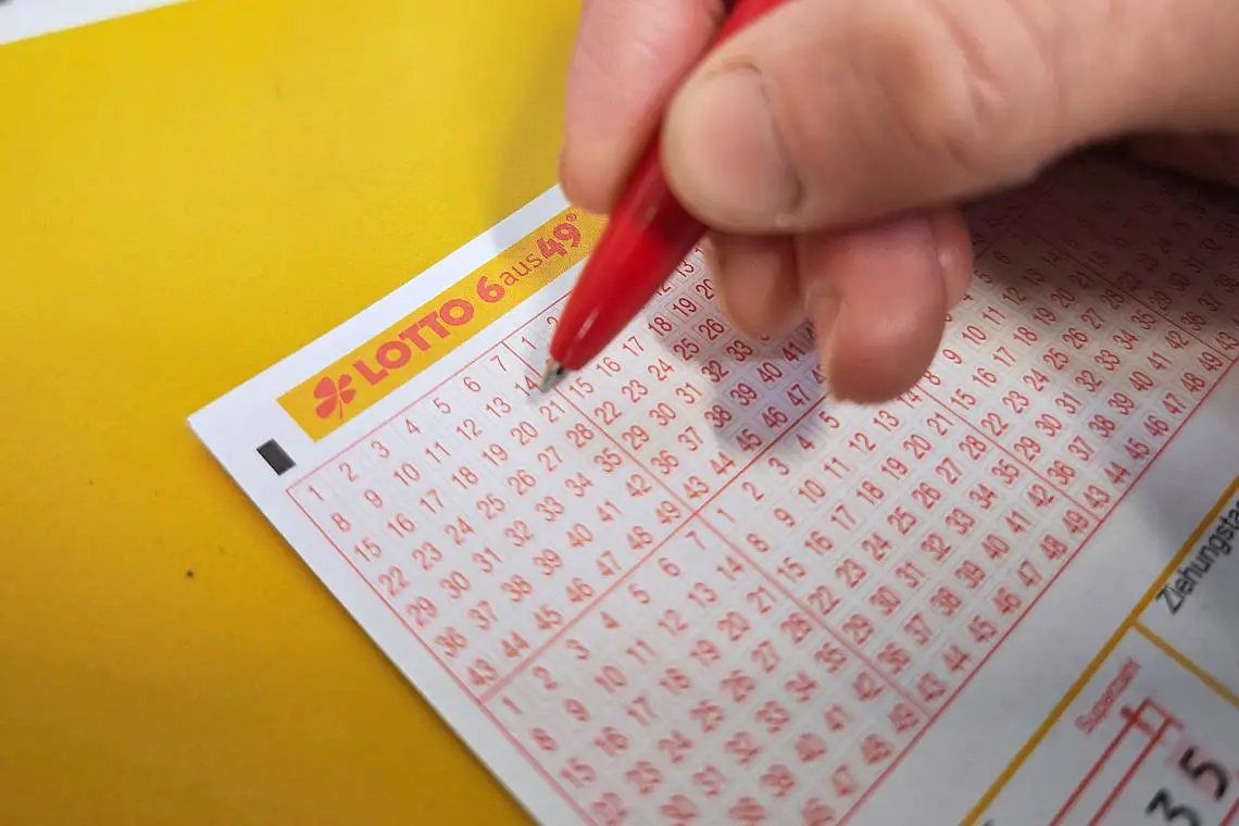 Spielschein für Lotto 6 aus 49 am 18.10.2025