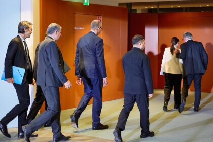 Friedrich Merz und Wolodymyr Selenskyj am 15.12.2025