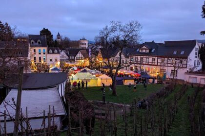 weihnachtsmarkt rhoendorf