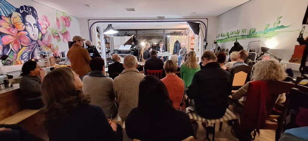 Bildmotiv 4 Lesung Baake Publikum