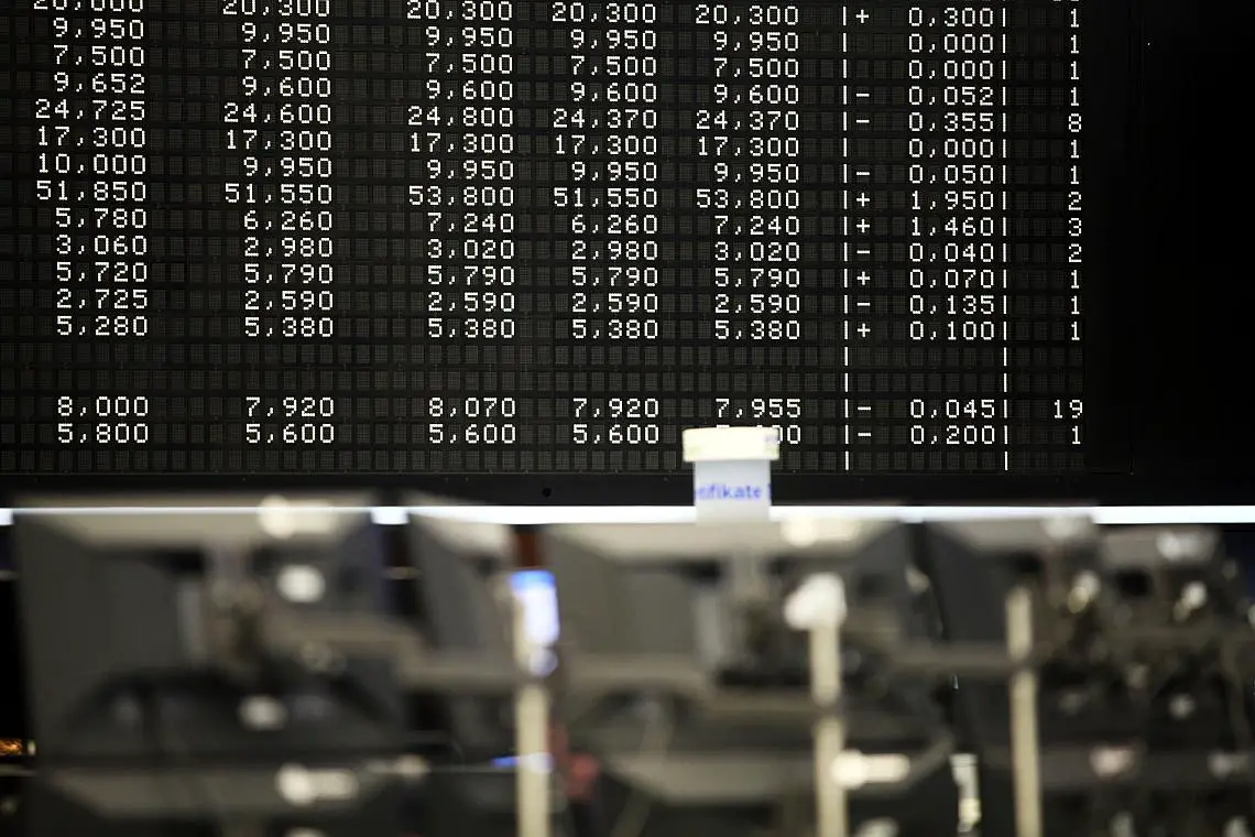Anzeigetafel in der Frankfurter Börse (Archiv)