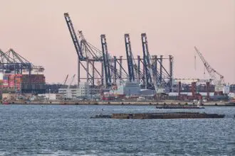 Industrieanlagen (Archiv)