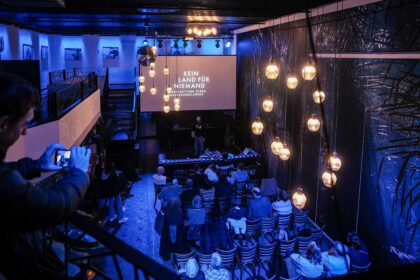 kein land fuer niemand