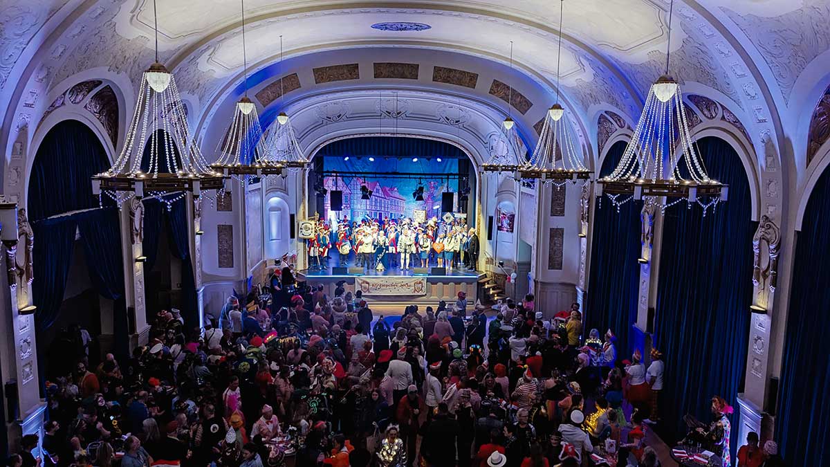 20 Jahre „Ramba Zamba“: Jeckes Jubiläum im ausverkauften Kurhaus 3 kurhaus