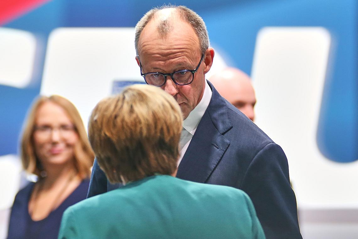 Angela Merkel und Friedrich Merz am 20.02.2026