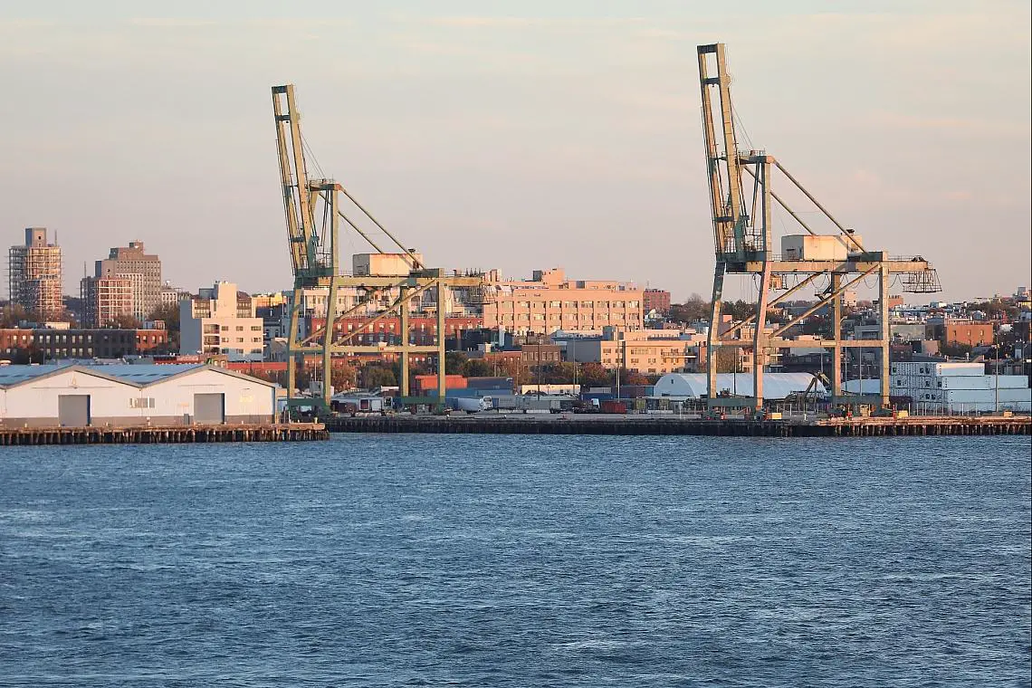 Industrieanlagen (Archiv)