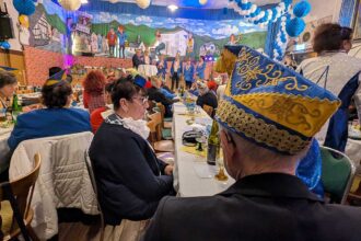 festkommers kg Loestige