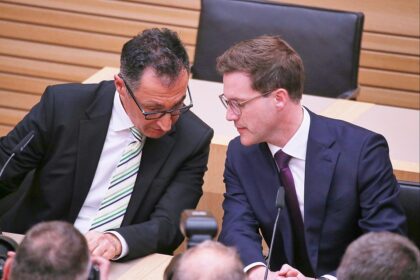 Cem Özdemir und Manuel Hagel am 08.03.2026