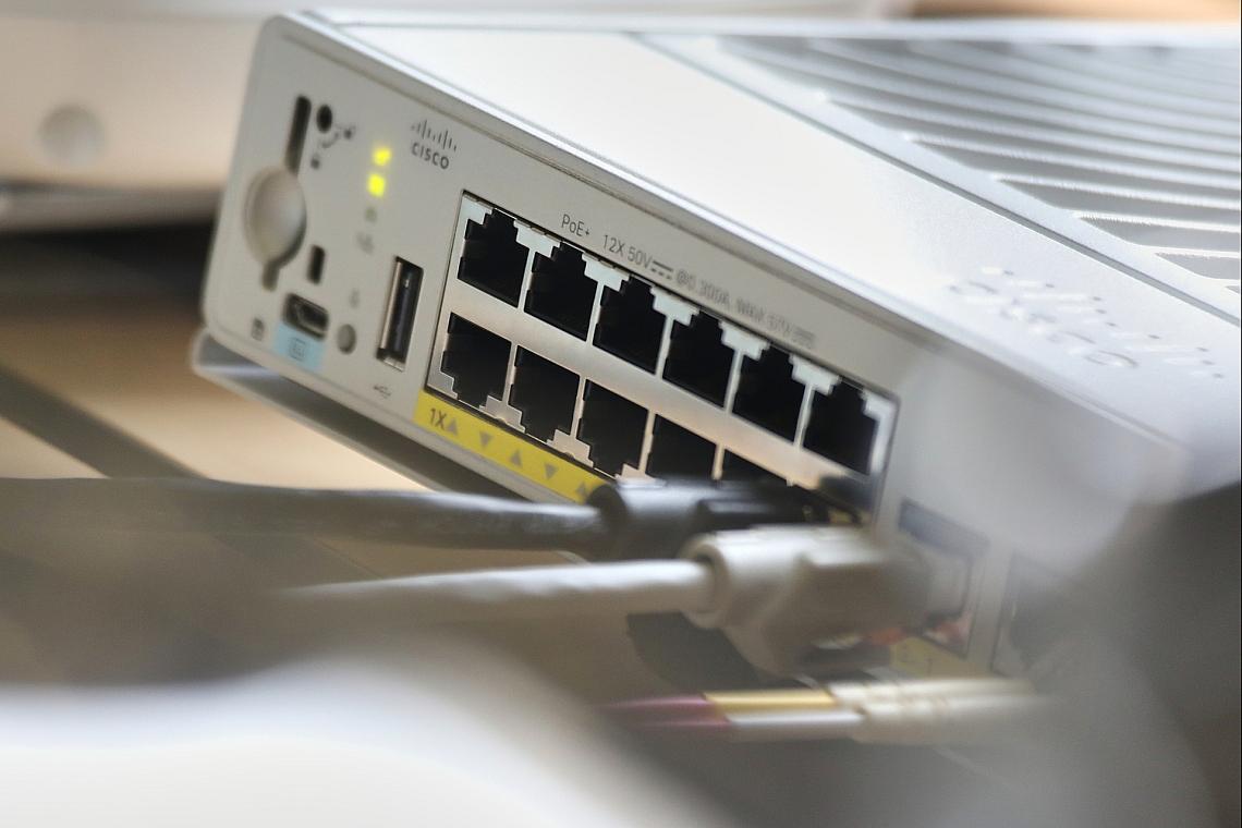 Netzwerk-Patchpanel (Archiv)