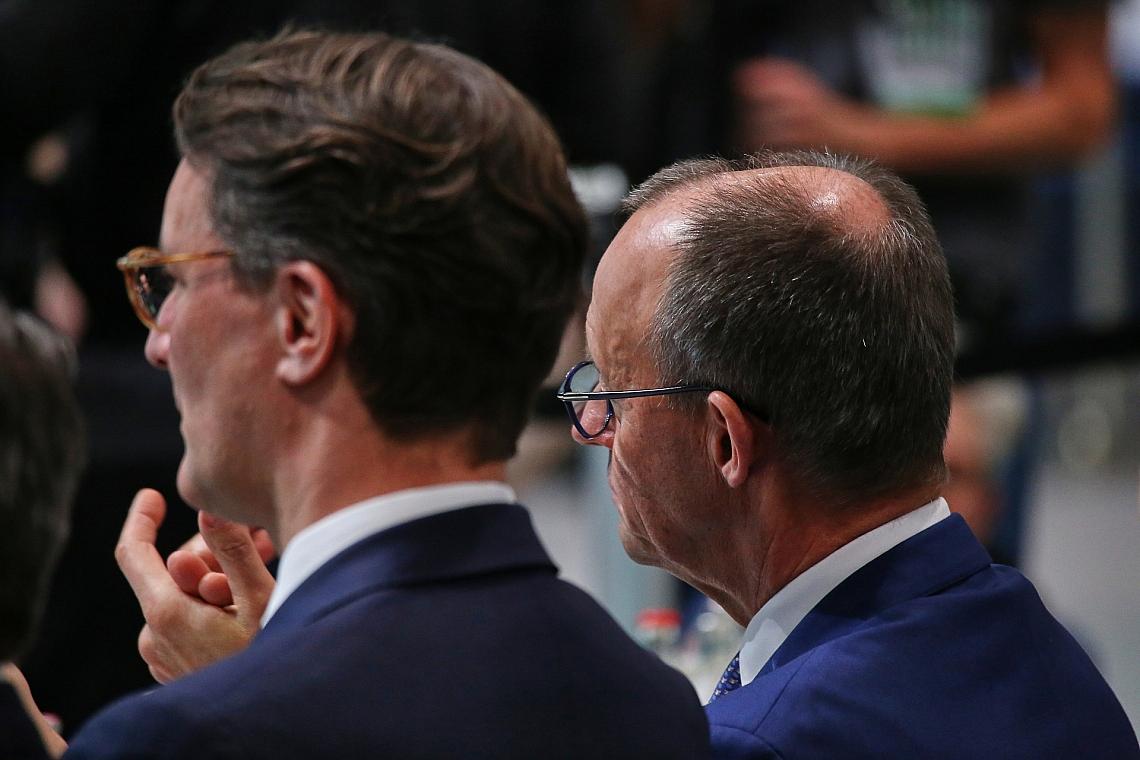 Hendrik Wüst und Friedrich Merz (Archiv)