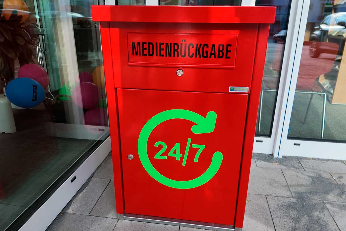 Stadtbücherei Bad Honnef zurück im Rathaus: Neuer „Dritter Ort“ für Begegnung und Bildung 1 medienrueckgabe