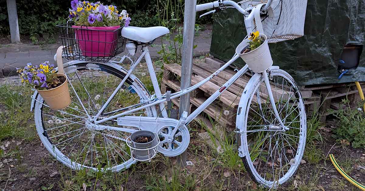 weisses fahrrad