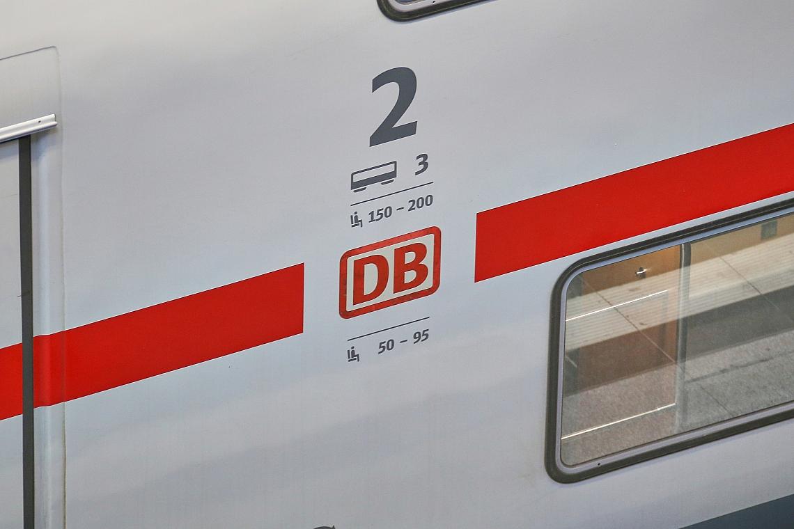 Zug bei der Deutschen Bahn (Archiv)