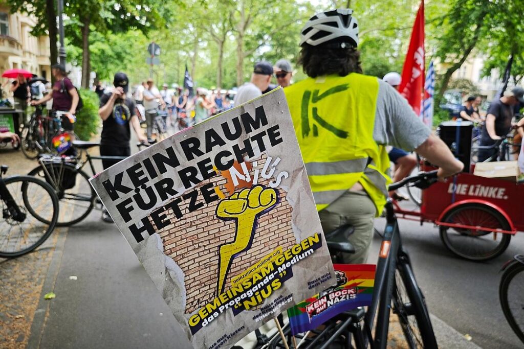 Fahrraddemo gegen "Apollo News" und "Nius" am 20.06.2026