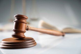 justiz recht paragraf