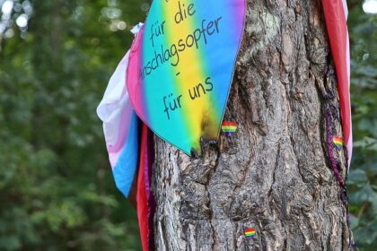 Sachbeschädigung an Gedenkort für CSD-Anschlag am 28.07.2026