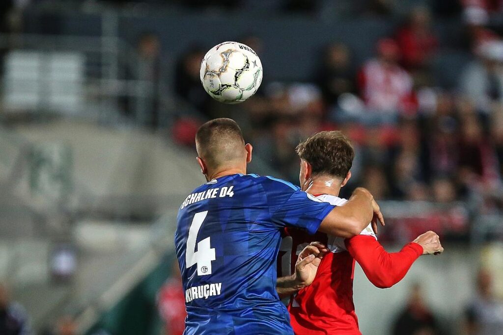 Hallescher FC - Schalke 04 am 24.08.2026