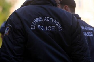 Griechischer Polizist (Archiv)