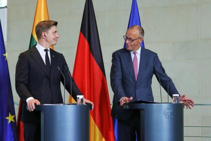 Mindaugas Sinkevicius und Friedrich Merz am 05.10.2026